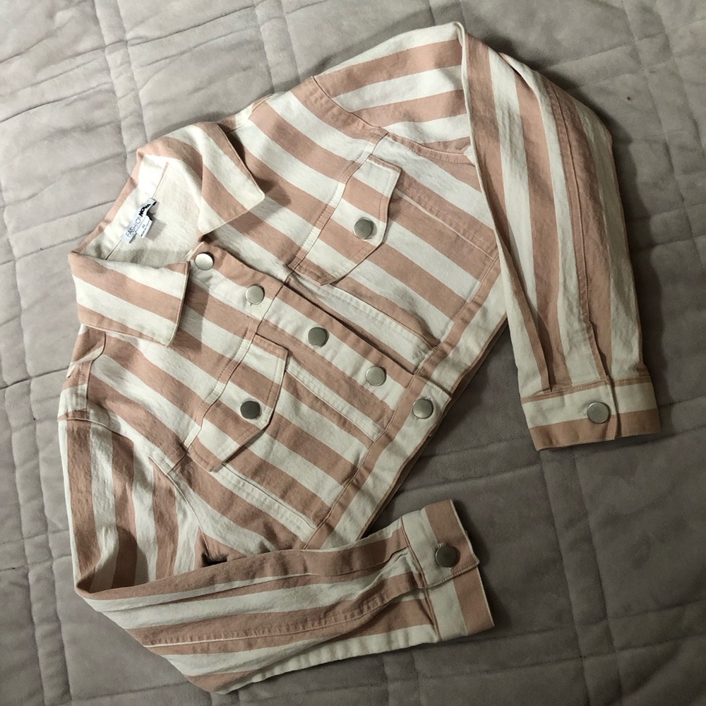 Fashion Nova Pink and White Button Up Cropped Jacket